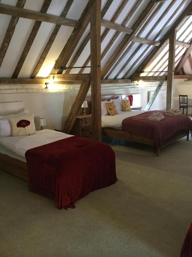 Bed and Breakfast The Stables At Henham Park Саутвёлд Экстерьер фото